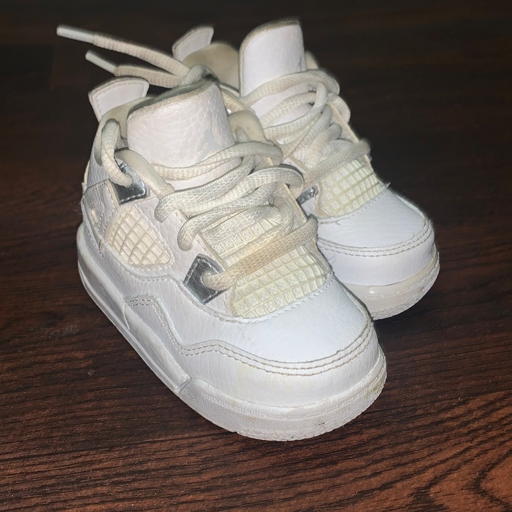 Jordan 4